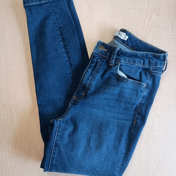 Vineyard Vines Dark Wash Skinny Jeans Size 6 - Picture 3 of 9